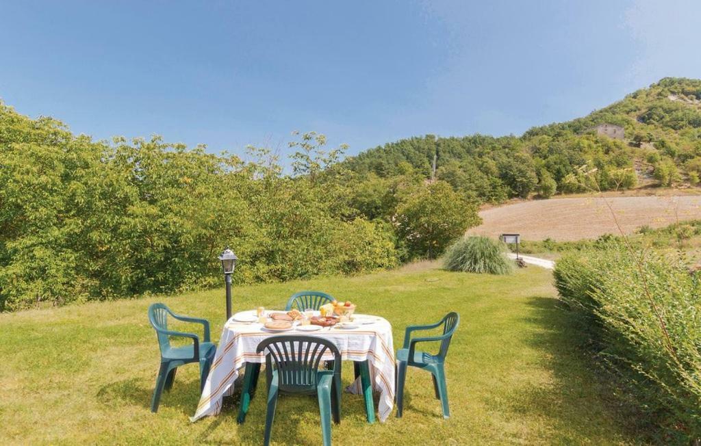 Relais Valguerriera Guest House Apecchio Luaran gambar