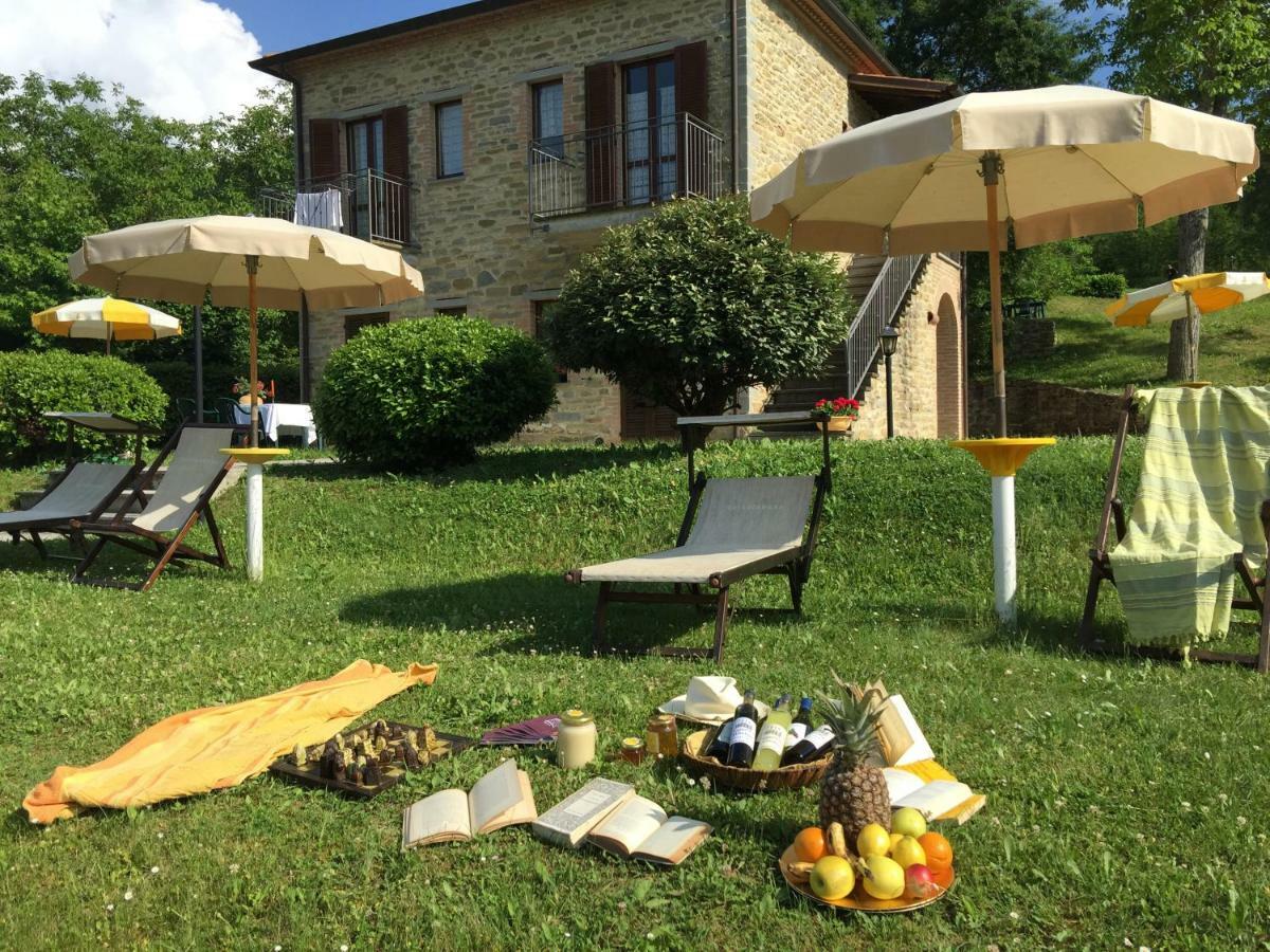 Relais Valguerriera Guest House Apecchio Luaran gambar